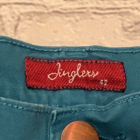 Jinglers Women's Blue Cutoff Shorts. 42 - Picture 3 of 5